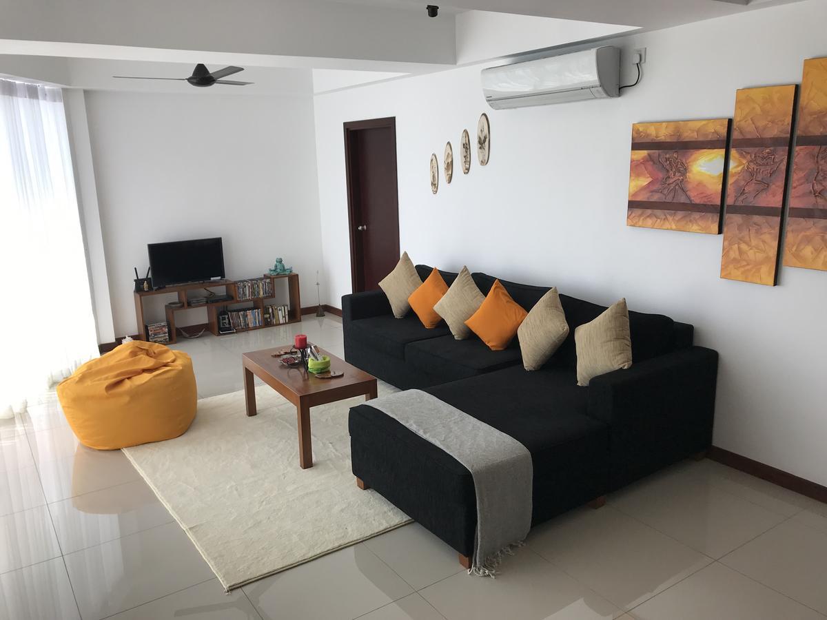 Araliya Oceanfront Condos Nilaveli, Trincomalee Buitenkant foto