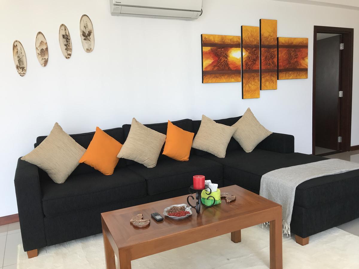 Araliya Oceanfront Condos Nilaveli, Trincomalee Buitenkant foto