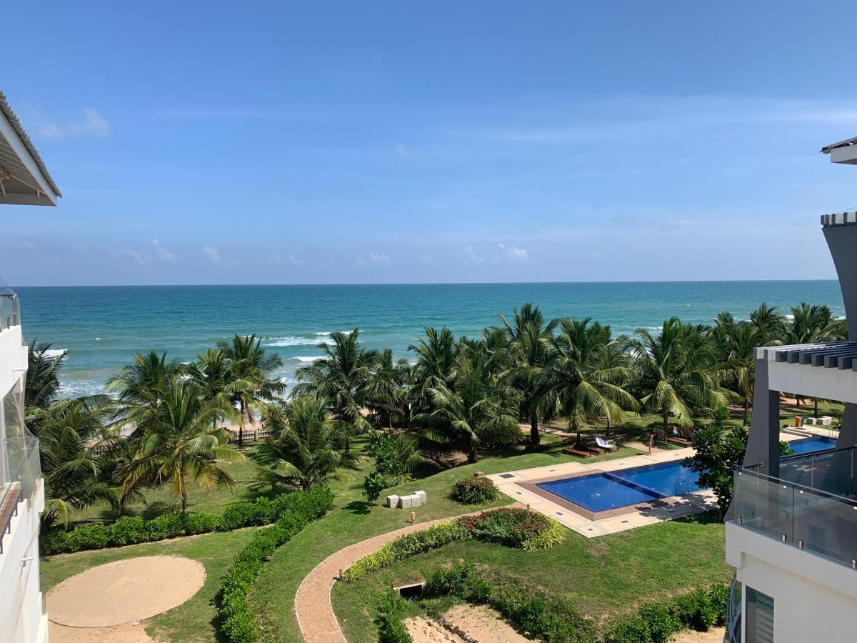Araliya Oceanfront Condos Nilaveli, Trincomalee Buitenkant foto